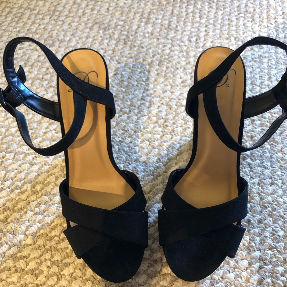 Black heels